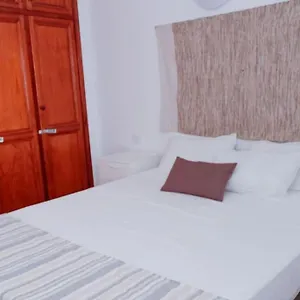https://acogedora-casa-en-abades-en-tranquila-urbanizacion.in-canary-islands.com